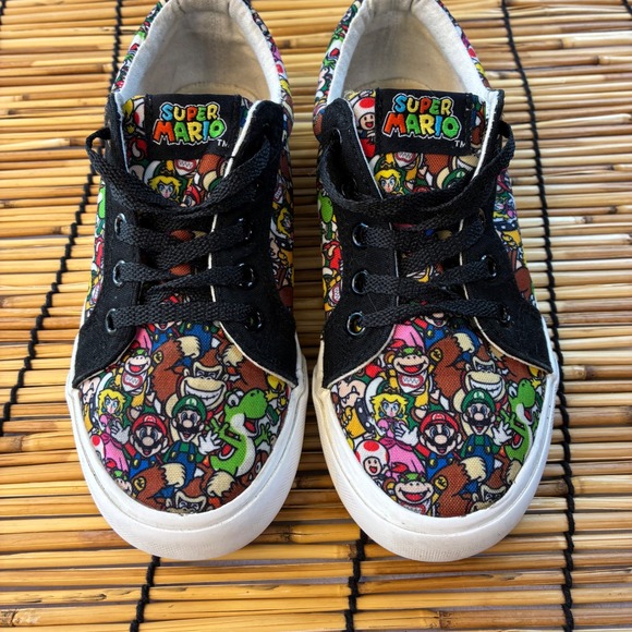 Ground Up Other - Ground Up Nintendo Super Mario Bros Character Print Canvas Sneakers Kids Size 3